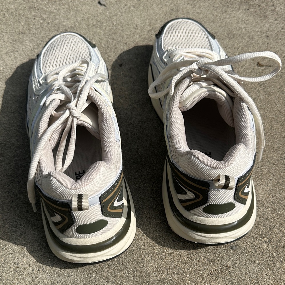 Women's Cream and Green Sneakers - Picture 3 of 13
